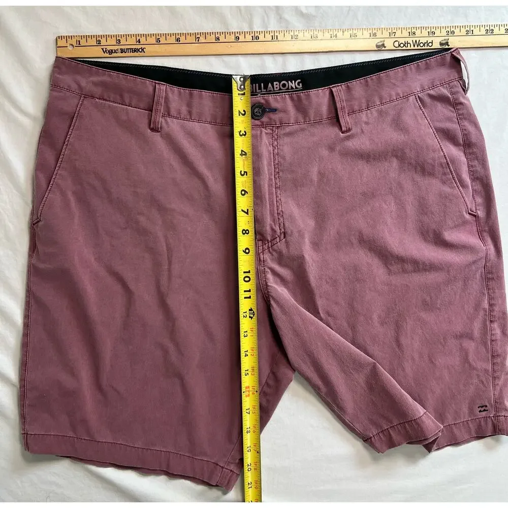 Billabong Shorts Mens SIZE 40 Purple Submersibles New Order Swim Trunks
